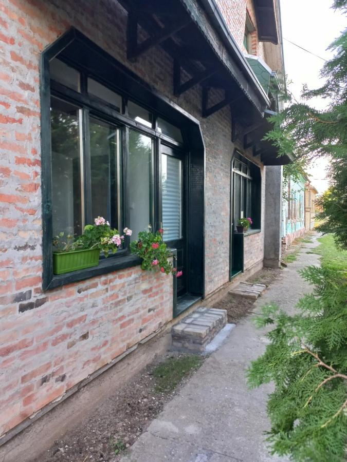 Apartment Kod Velikih Tuja *